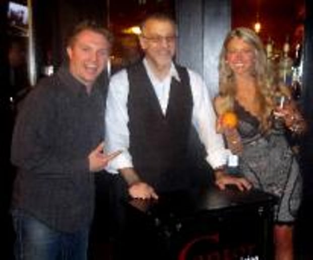 Gallery photo 4 of Magician Michael Cantor