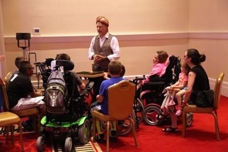 Gallery photo 9 of Magician Michael Cantor