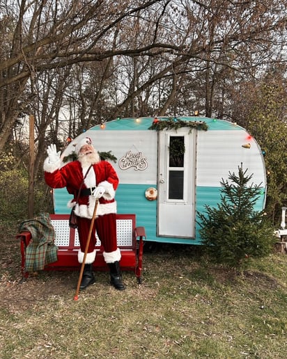 Gallery photo 5 of Santa Jim - Capital City Santa