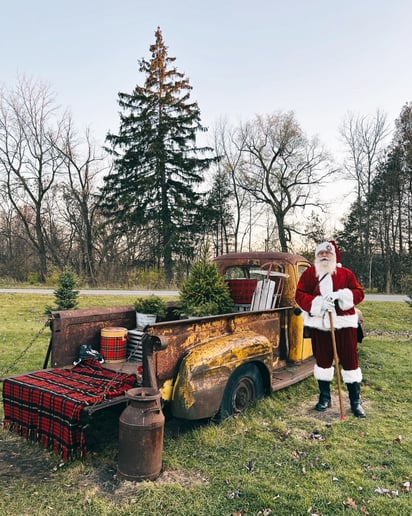 Gallery photo 7 of Santa Jim - Capital City Santa