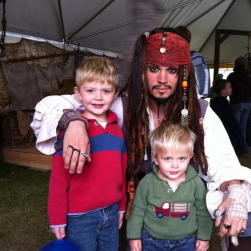 Gallery photo 4 of Captain Jack Sparrow Impersonator