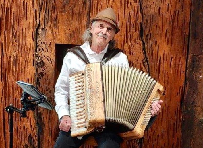 Gallery photo 2 of Captain Squeeze and the Zydeco Moshers