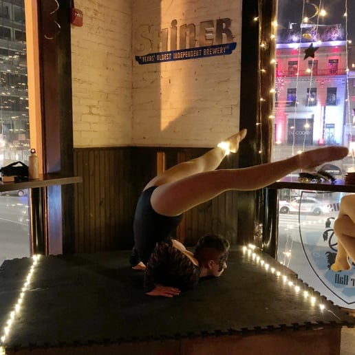 Gallery photo 8 of Captivating Contortion
