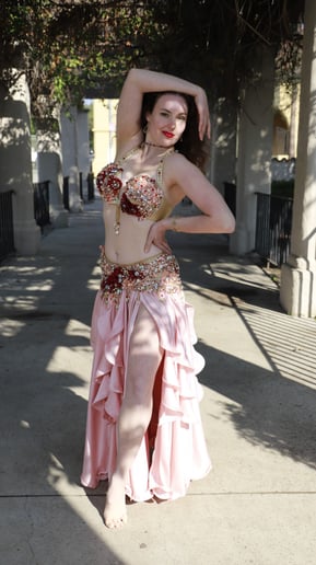 Gallery photo 5 of Captivating Solo Bellydance Show!