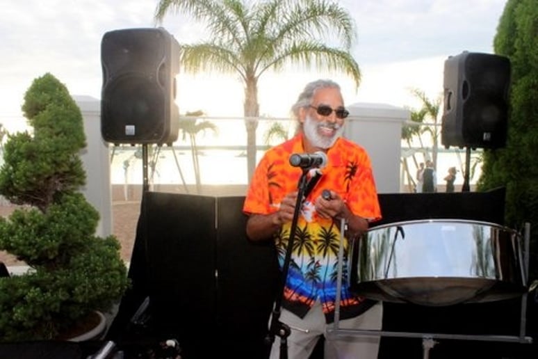 Gallery photo 10 of Caribbean Vibe Steel Drum Band