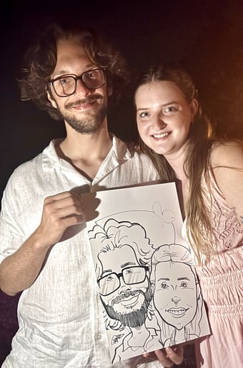 Gallery photo 4 of Caricatures by Paris