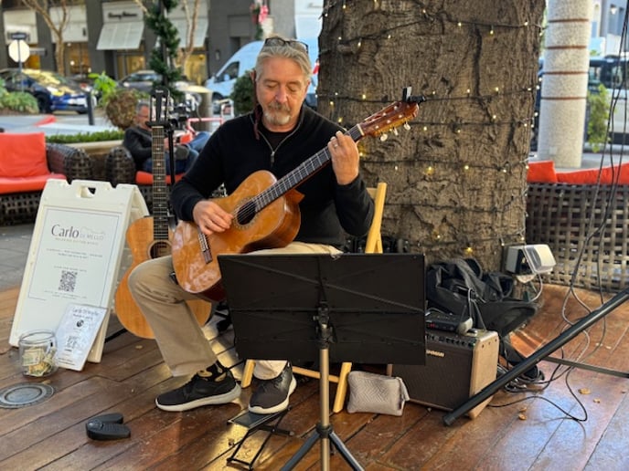 Gallery photo 6 of Carlo Di Mello
