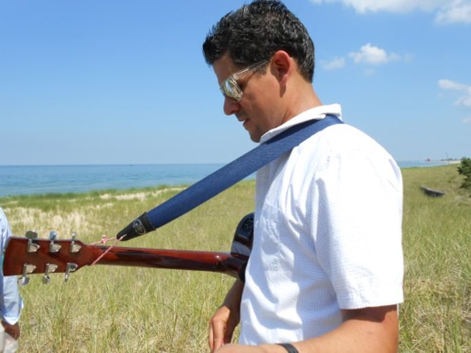 Gallery photo 4 of Carlos David