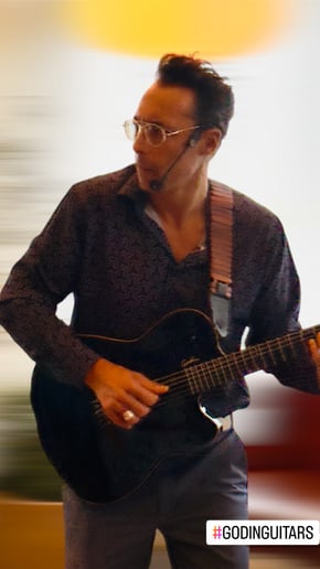 Gallery photo 2 of Carlos Dias