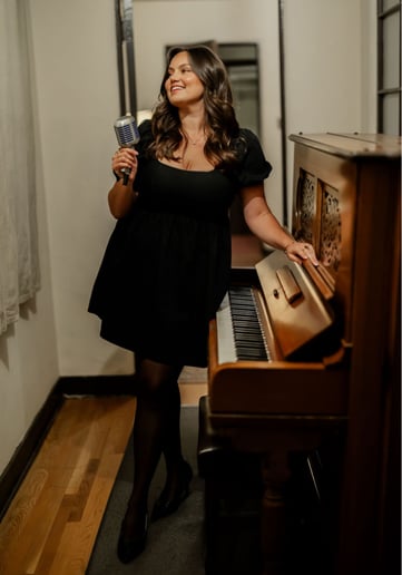 Gallery photo 4 of Carly O’Neill Music