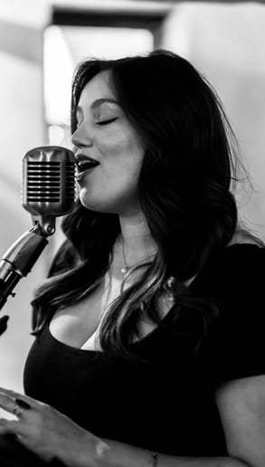 Gallery photo 1 of Carly O’Neill Music