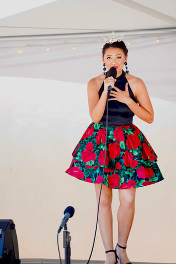 Gallery photo 2 of Carly Peeters