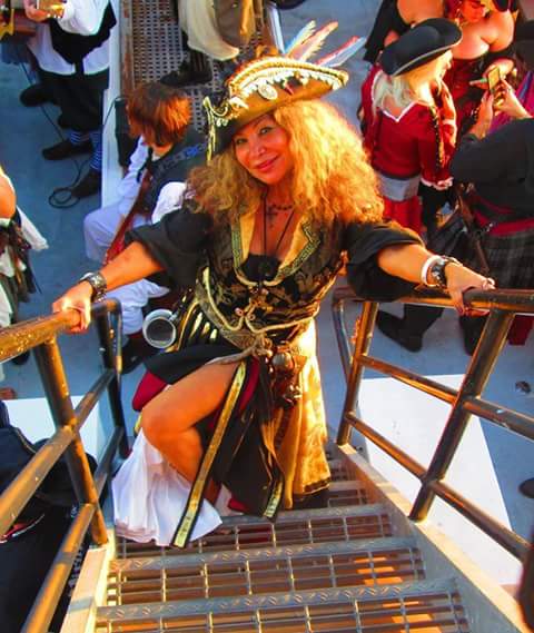 Gallery photo 1 of Carmen Miranda Impersonator