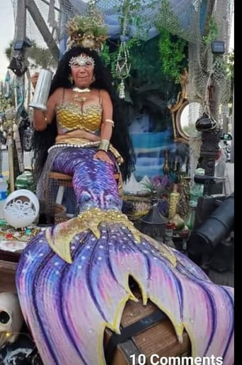 Gallery photo 2 of Carmen Miranda Impersonator