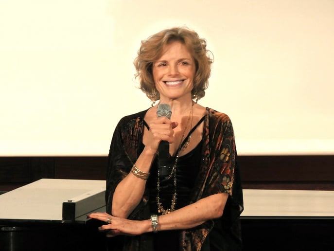 Gallery photo 6 of Carole Demas