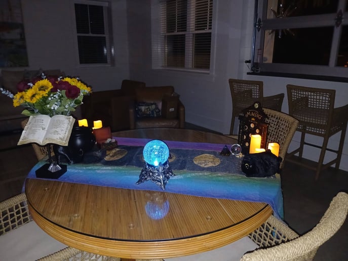 Gallery photo 6 of Carolina Moon Tarot