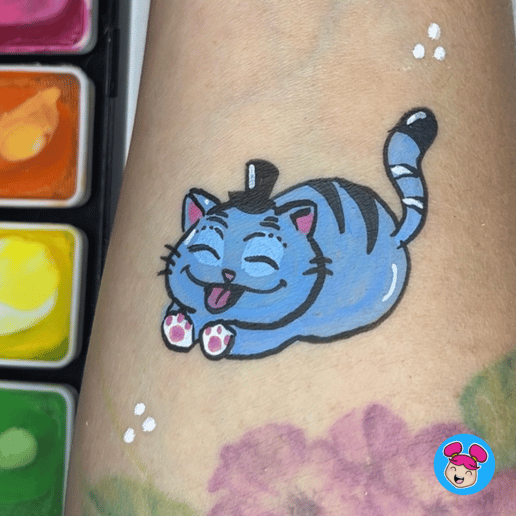 Gallery photo 4 of Carolina The Doodler Face Painting