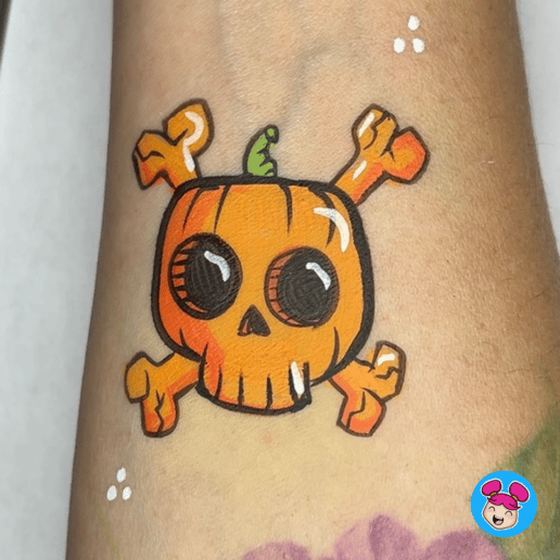Gallery photo 8 of Carolina The Doodler Face Painting