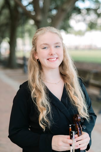 Gallery photo 2 of Caroline Edwards Violin Services
