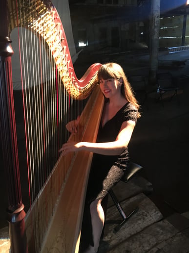 Gallery photo 1 of Caroline Robinson Harpist