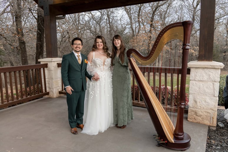 Gallery photo 7 of Caroline Robinson Harpist