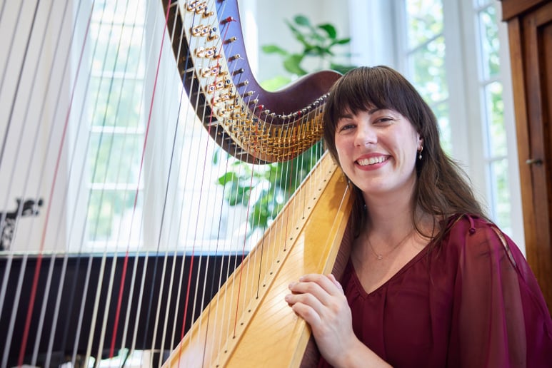 Gallery photo 8 of Caroline Robinson Harpist
