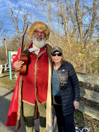 Gallery photo 6 of Caroling Kris Kringle
