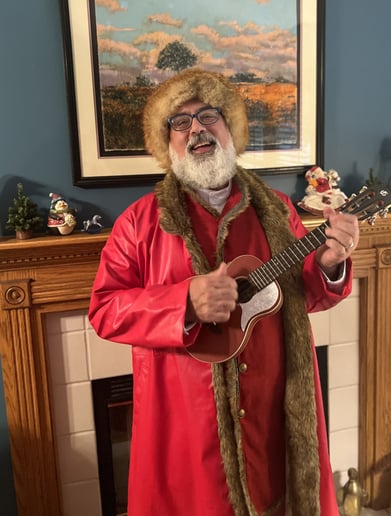 Gallery photo 7 of Caroling Kris Kringle