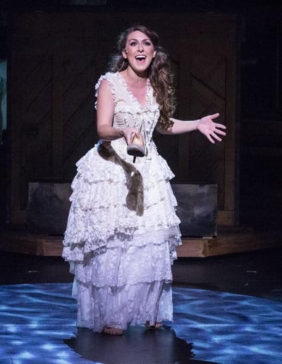 Gallery photo 6 of Carolyn Lohr: Versatile Soprano