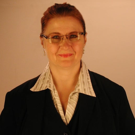 Gallery photo 3 of Carolynn Mincin "Most Unbalanced Woman in Comedy"