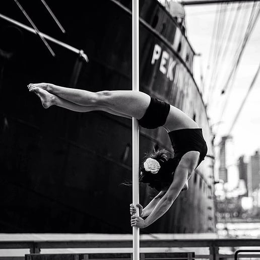 Gallery photo 4 of Carolyn's Floating Aerial Pole