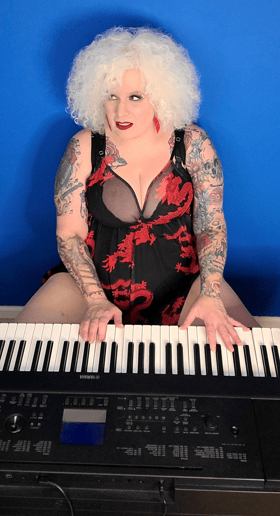Gallery photo 4 of Carrie Ann - Musician