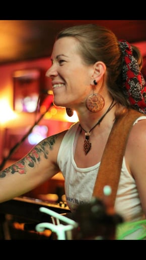 Gallery photo 24 of Carrie Liz