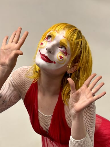 Gallery photo 9 of Carrot the Clown