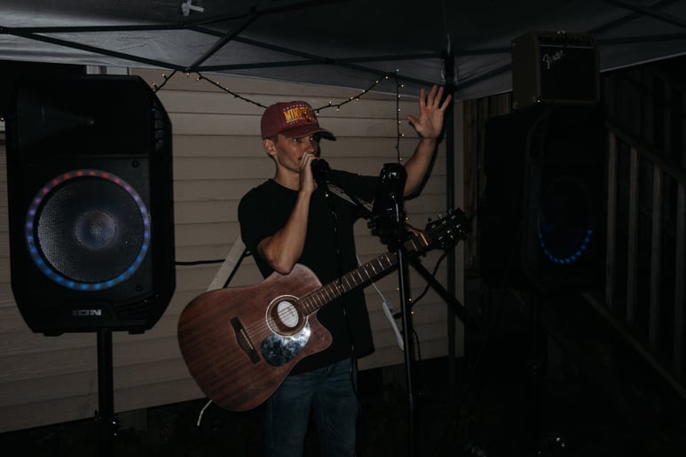 Gallery photo 4 of Carson Murray Music