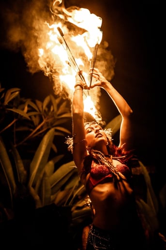 Gallery photo 3 of Casey Lee - Fire Spectacular