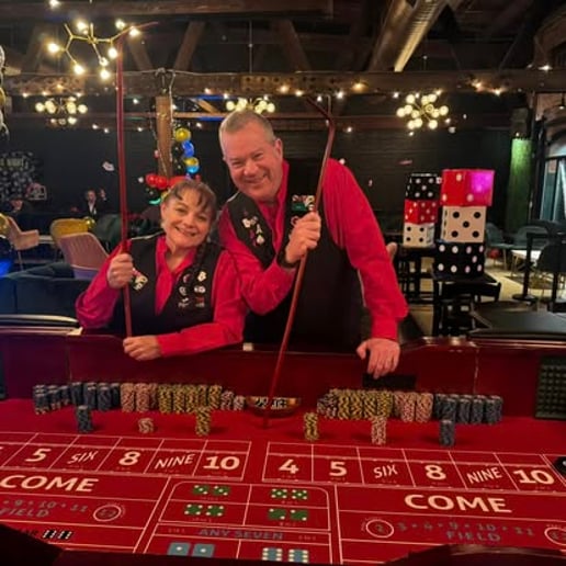 Gallery photo 2 of Casino Party Aces