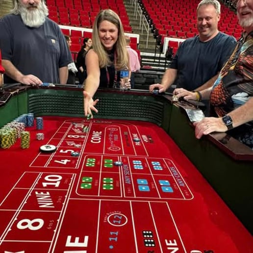Gallery photo 3 of Casino Party Aces