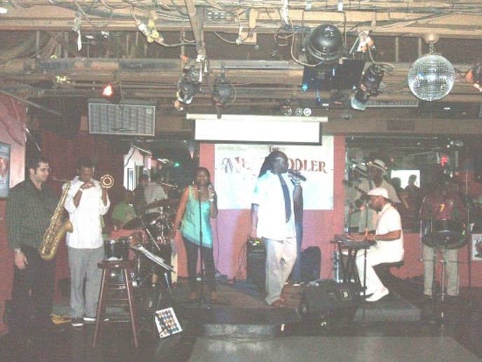 Gallery photo 17 of The Casplash Band