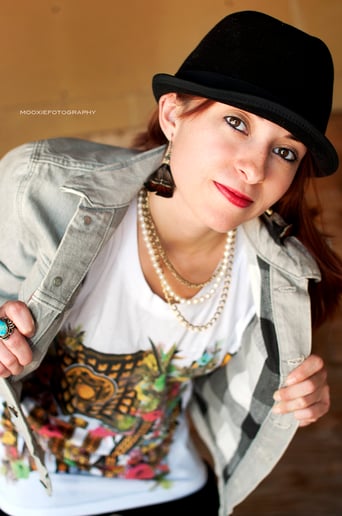 Gallery photo 9 of Cassaundra