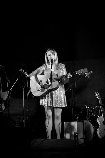 Gallery photo 4 of Cassidy Dickens