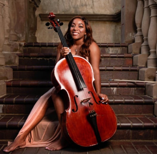 Gallery photo 10 of Cassidy Robinson