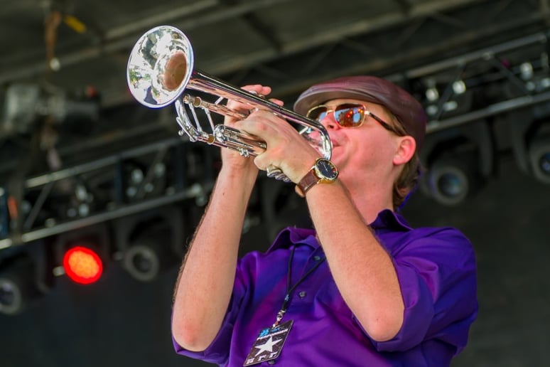 Gallery photo 9 of Catch The Groove