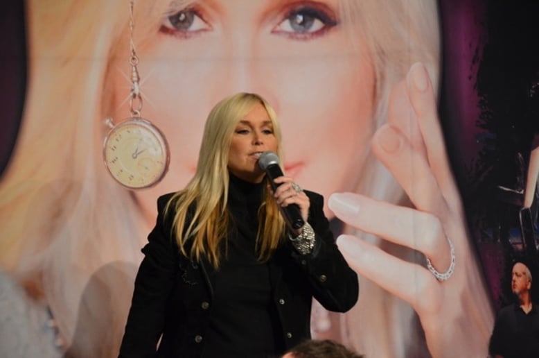 Gallery photo 4 of Catherine Hickland's Mind Amazements