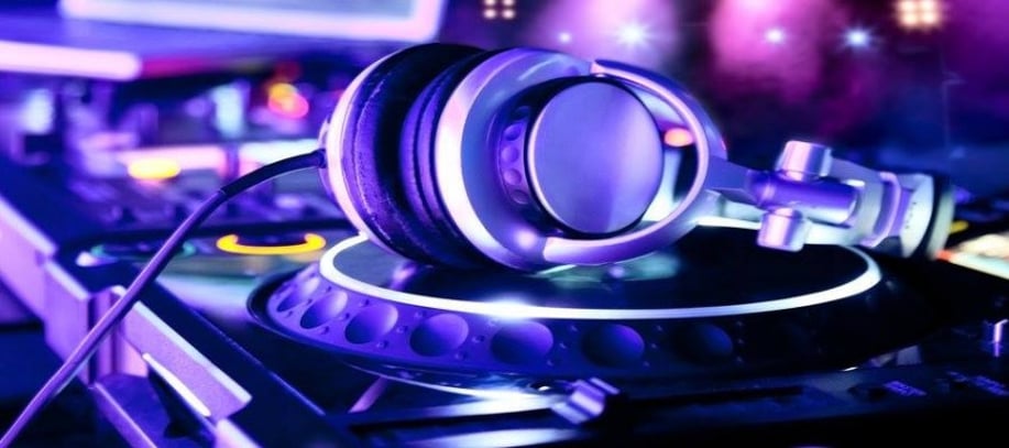 Gallery photo 1 of DJ Ree-Ree