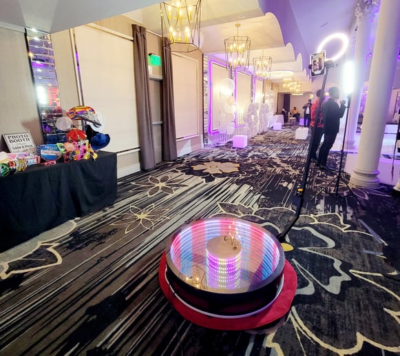 Gallery photo 19 of CUITM Photo Booth & Inflatables