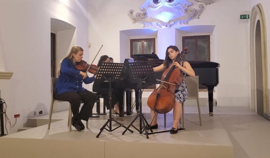 Gallery photo 3 of Cellisima- Elevated Cello Performance