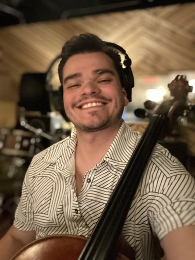 Gallery photo 7 of Cellist The Josh