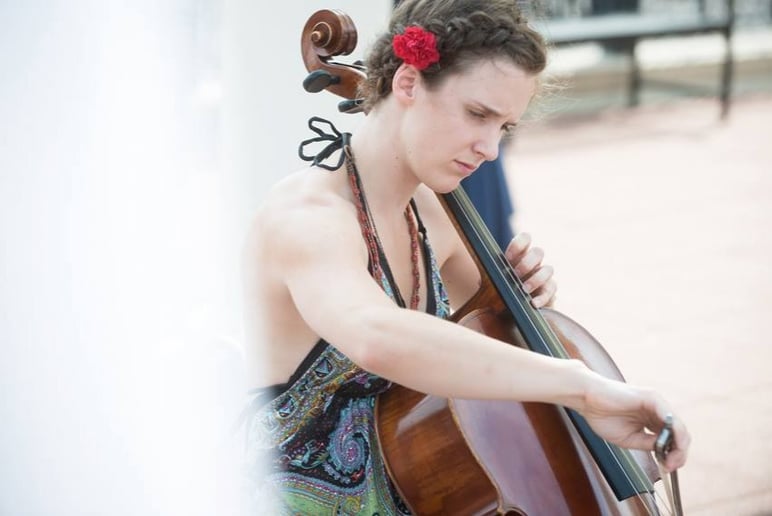 Gallery photo 1 of Cello Jules
