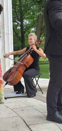 Gallery photo 2 of Cello Music for Events